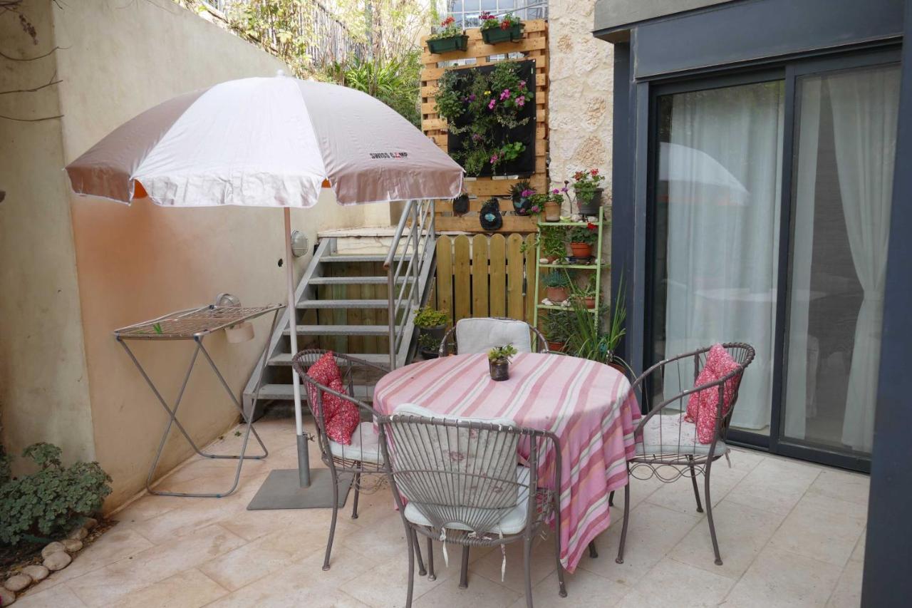 בית האומנים Artist Home Neve Ilan Exteriör bild